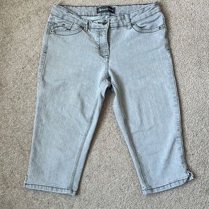 Reitmans Capri Jeans